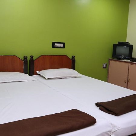 Vani Lodge Visakhapatnam Exterior foto